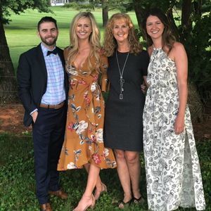 Meet your Posher, Lareta